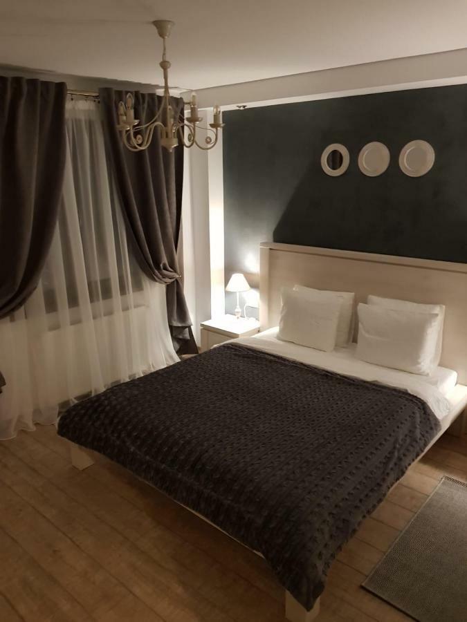 Apartament 2 Camere Ultracentral Рымнику-Вылча Экстерьер фото