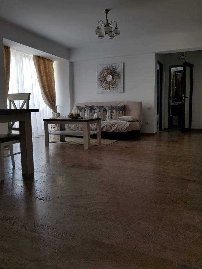 Apartament 2 Camere Ultracentral Рымнику-Вылча Экстерьер фото