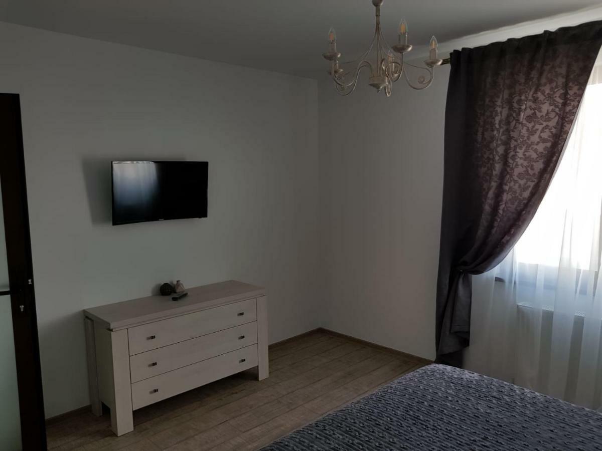 Apartament 2 Camere Ultracentral Рымнику-Вылча Экстерьер фото
