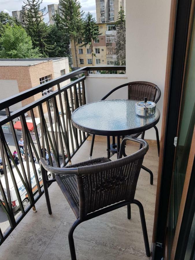 Apartament 2 Camere Ultracentral Рымнику-Вылча Экстерьер фото